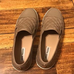 Steve Madden Quilted Tan Slip-on Flats